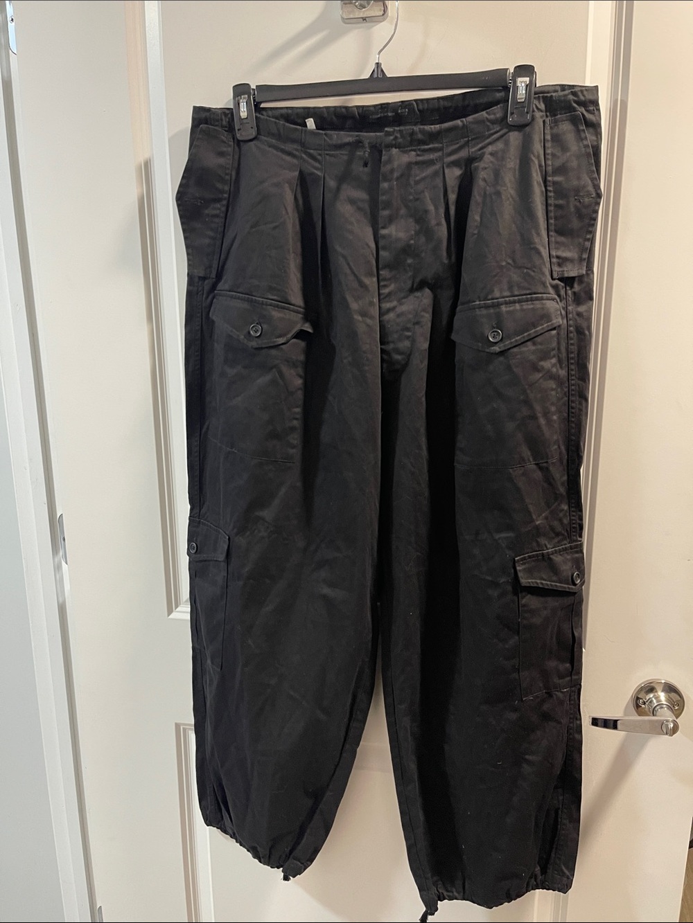 Men's Black Cargo Pants - Casual Utility Style - Picture 5 of 6